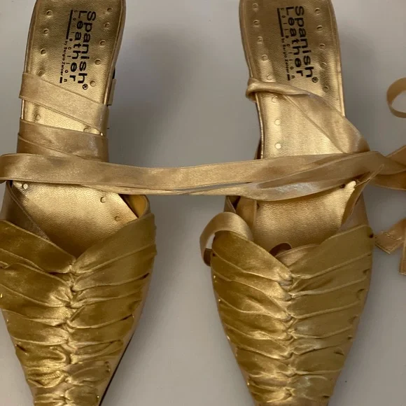Sergio Zelcer | Shoes | Point To The Gold | Poshmark display picture 2
